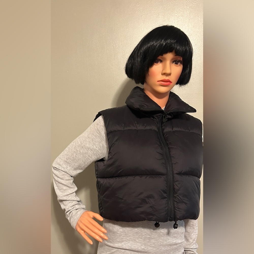 Fuinloth Women's Padded Puffer Vest Zip
Crop-Size M - Picture 4 of 7